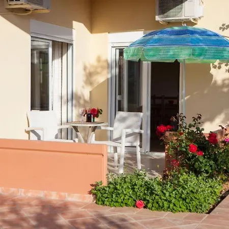 Vakantiehuis New Kydonia 13 *